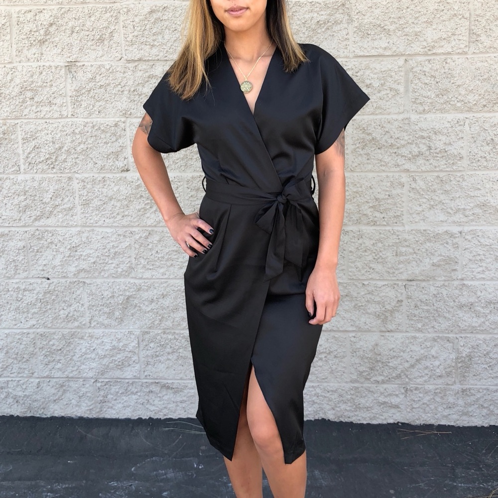 SOLD OUT NEW Favlux Black Dress - Picture 1 of 4